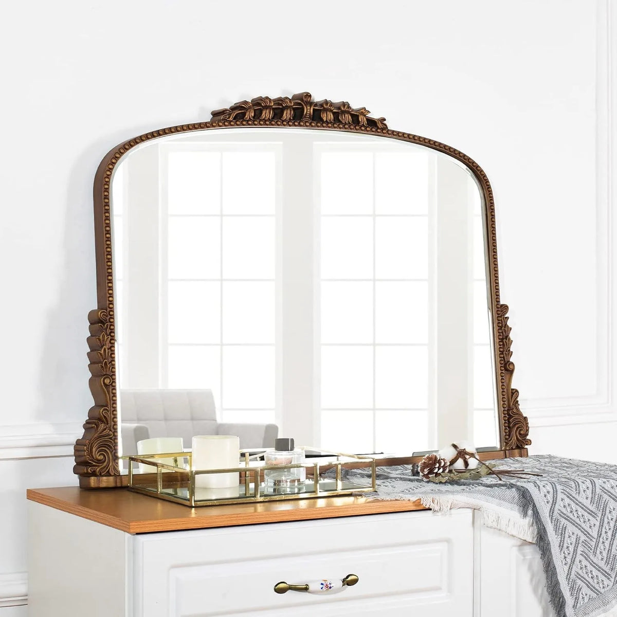 SHYFOY Baroque Scalloped Arch Mirror for Elegant Wall Decor
